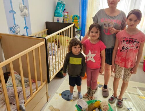 Трудно одной с пятью детьми